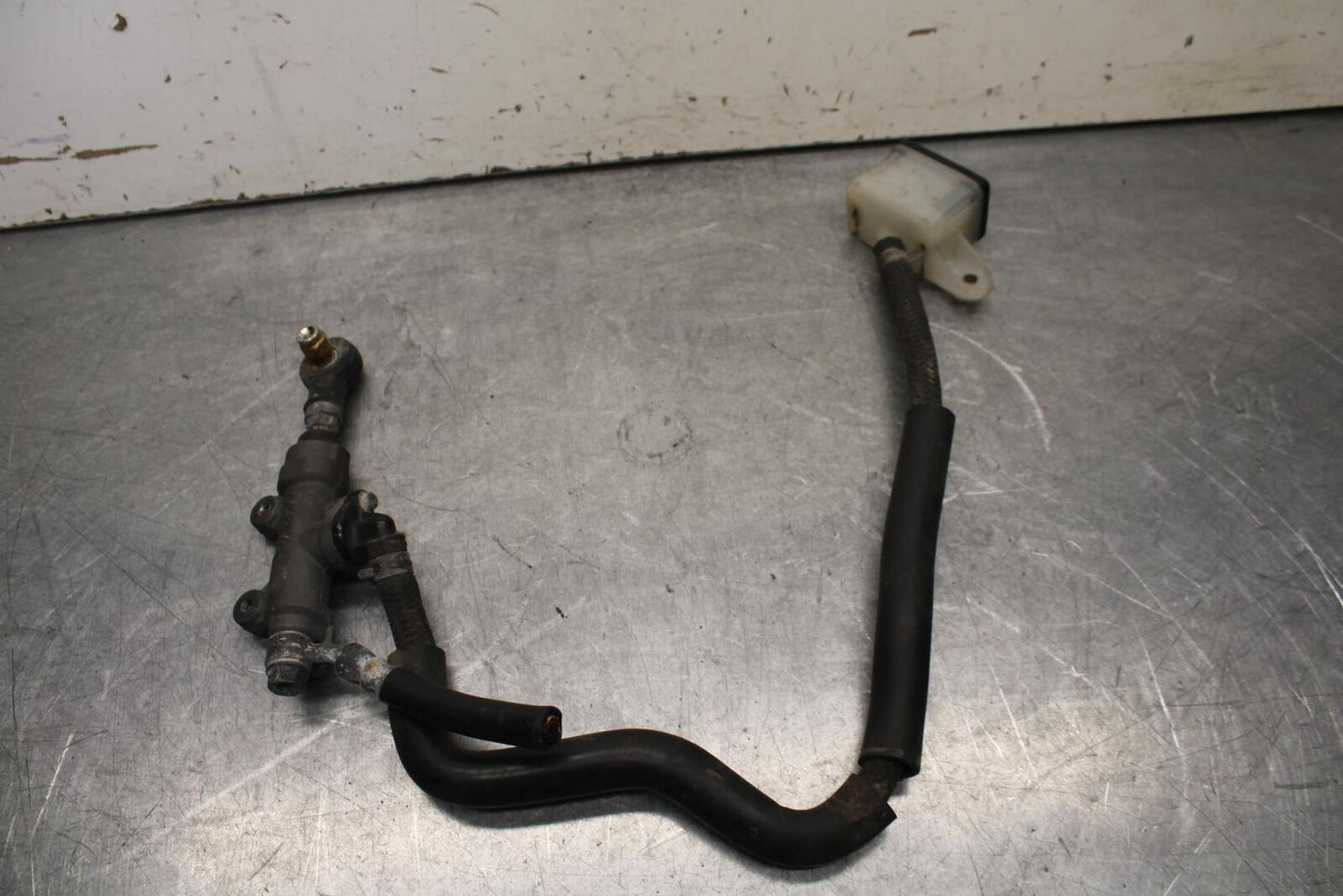 03-04 HONDA CBR600RR REAR BACK BRAKE MASTER CYLINDER W RESERVOIR  BB637
