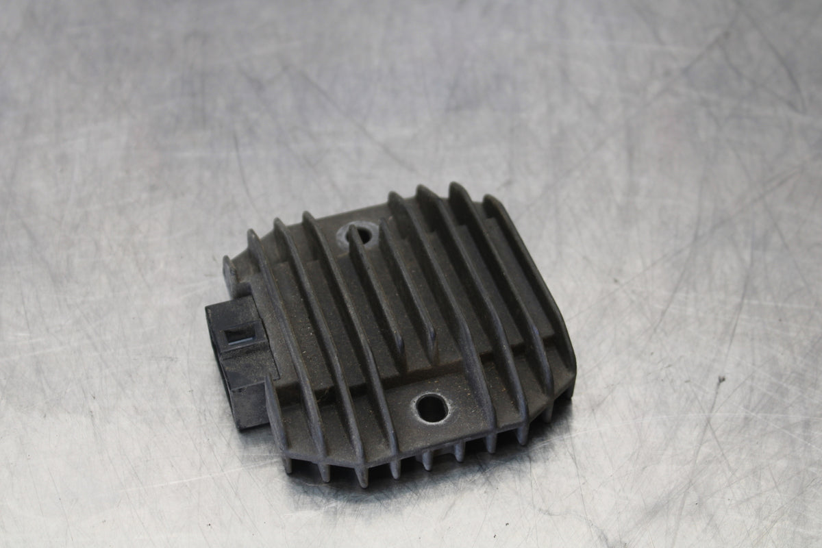 96-07 YAMAHA YZF600R RECTIFIER VOLTAGE REGULATOR BB158