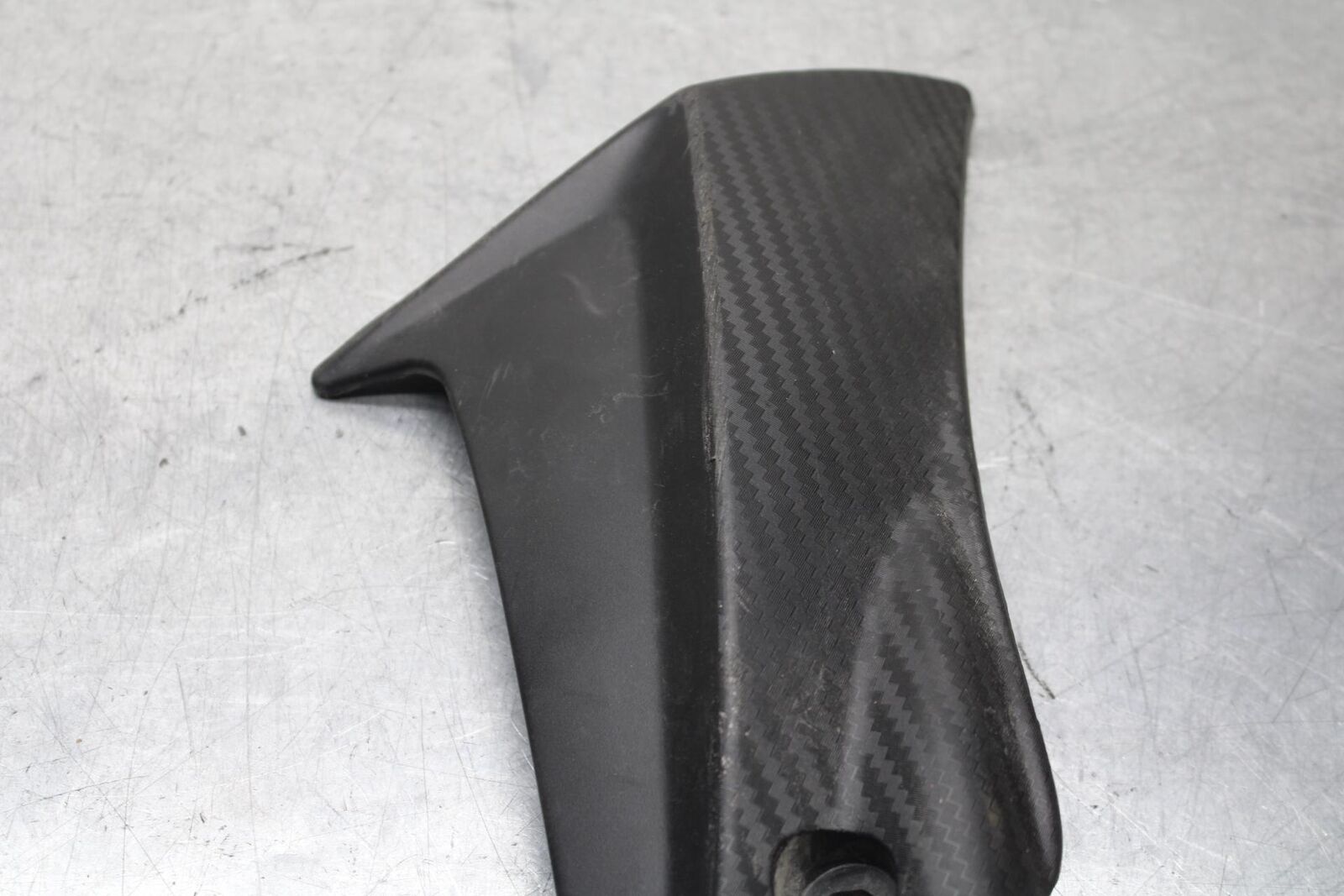 2011 Suzuki GSXR600 RIGHT FRAME SIDE COVER COWL PANEL TRIM BB94