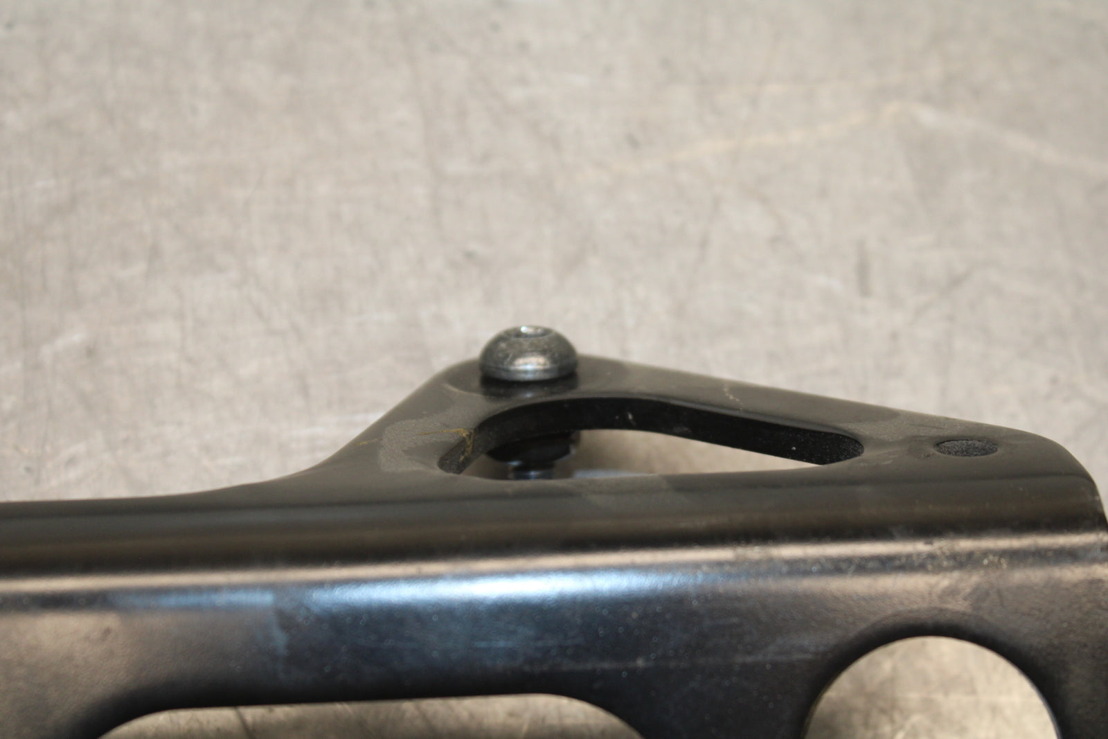 14 HONDA CTX1300A SADDLEBAG CASE MOUNTING BRACKET MOUNT BB732