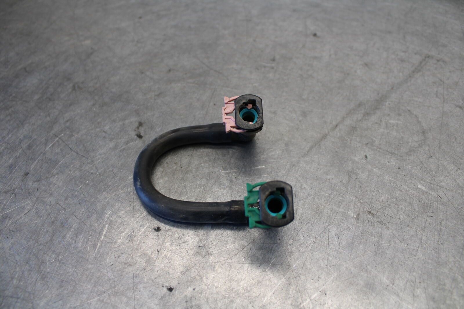 11-24 SUZUKI GSXR750 FUEL HOSE GAS LINE TUBE PIPE BB687