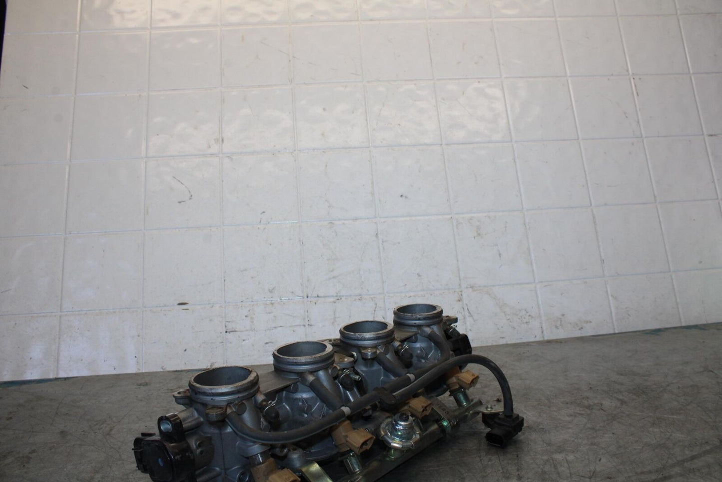 08-16 YAMAHA YZF R6 MAIN FUEL INJECTORS / THROTTLE BODIES BB431