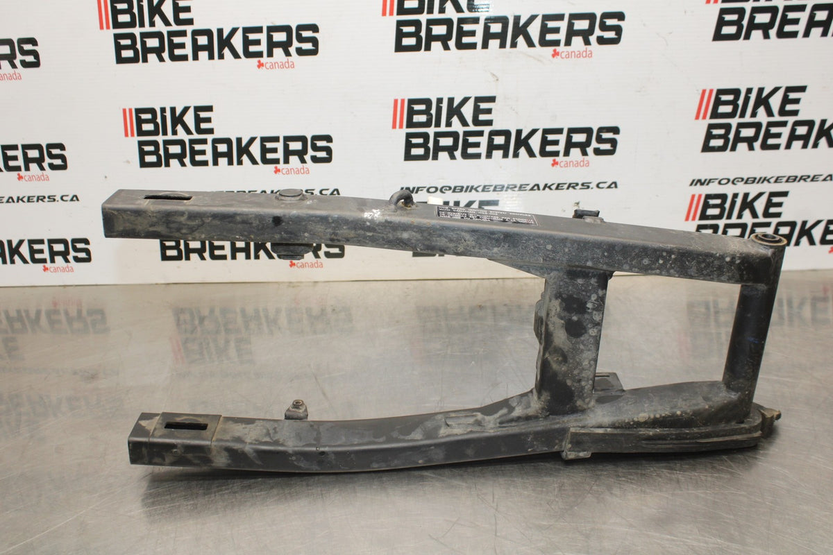08 HONDA CBR125R REAR SWINGARM BACK SUSPENSION SWING ARM BB839