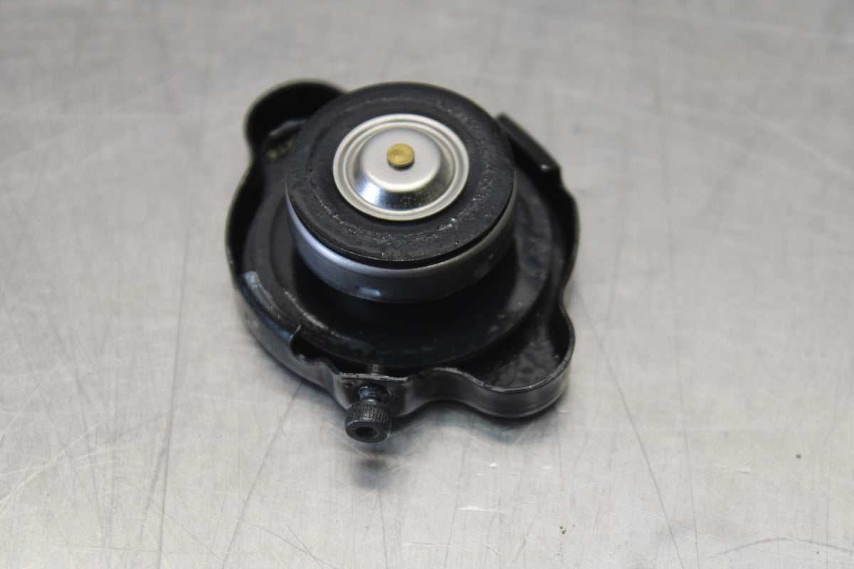 22-25 YAMAHA YZF R7 RADIATOR CAP BB850