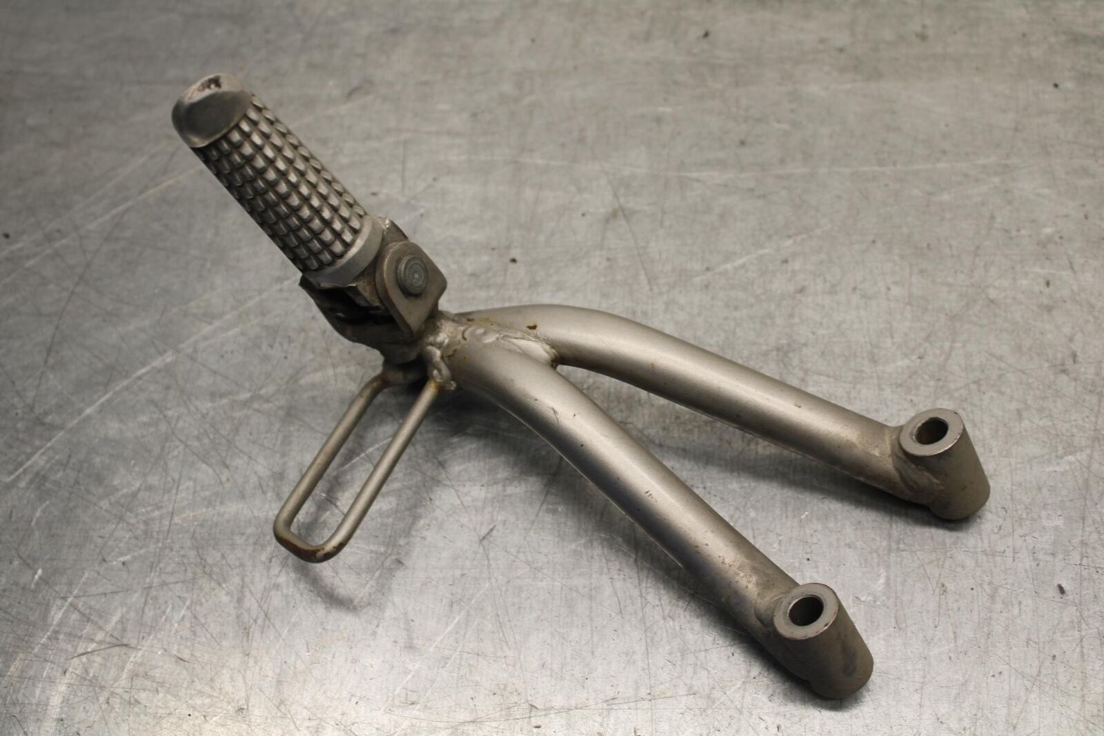 1995 Suzuki RF600R REAR FOOT RESTS PEGS STEPS SET PAIR BB615