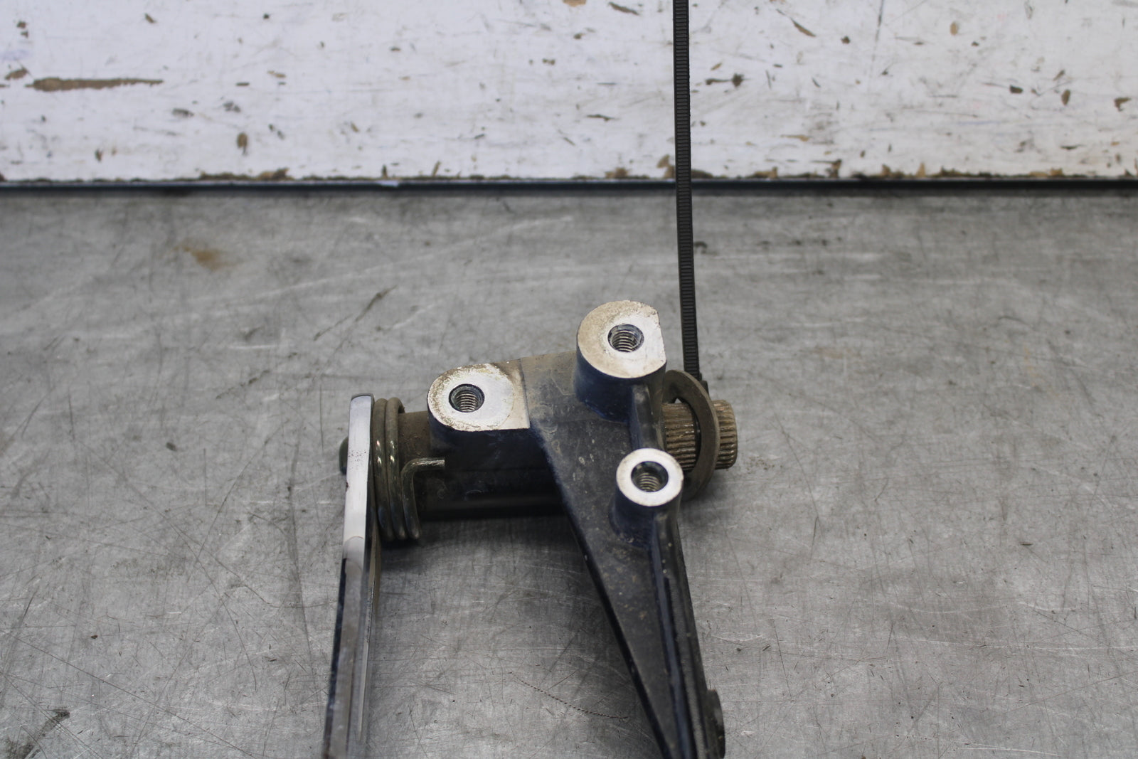 05-06 YAMAHA ROYAL STAR RIGHT REARSET BRAKE FOOT PEDAL BB697