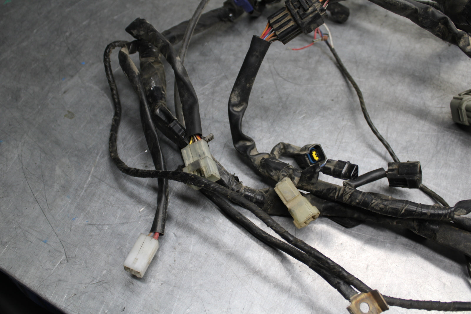 07-08 YAMAHA YZF R1 MAIN ENGINE WIRING HARNESS MOTOR WIRE LOOM BB724
