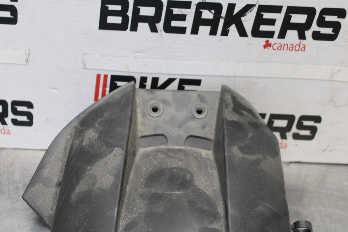 04-05 KAWASAKI NINJA ZX10R REAR BACK WHEEL TIRE HUGGER FENDER BB931