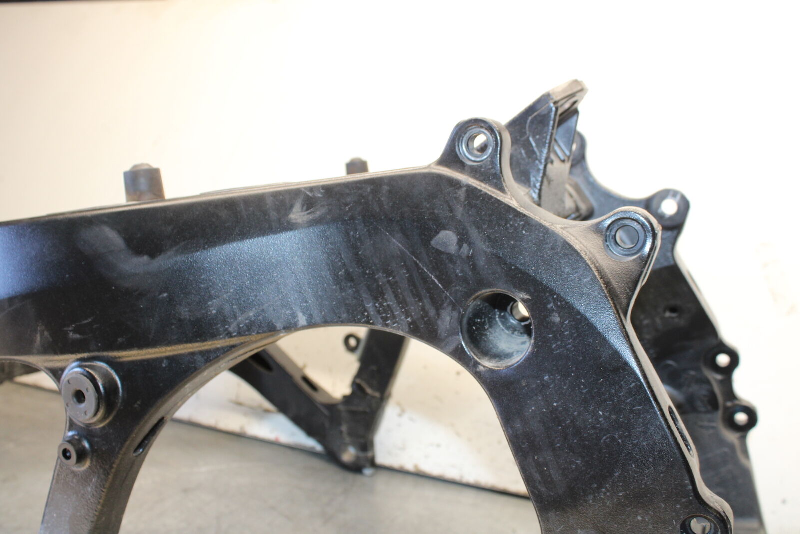 11-23 SUZUKI GSXR 750 FRAME CHASSIS BB630