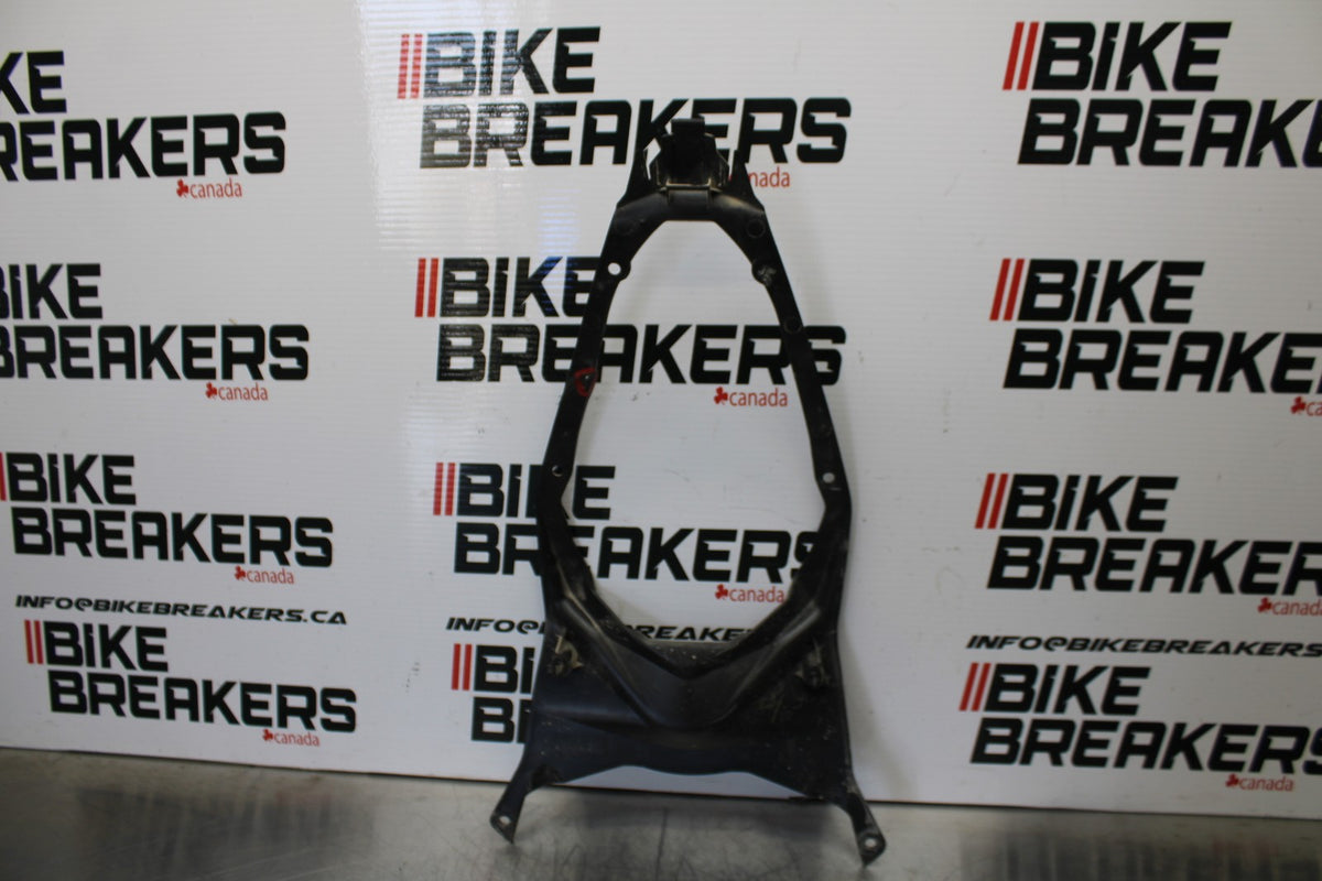 24-25 KAWASAKI NINJA ZX4R CENTER REAR BACK TAIL FAIRING COWL BB174