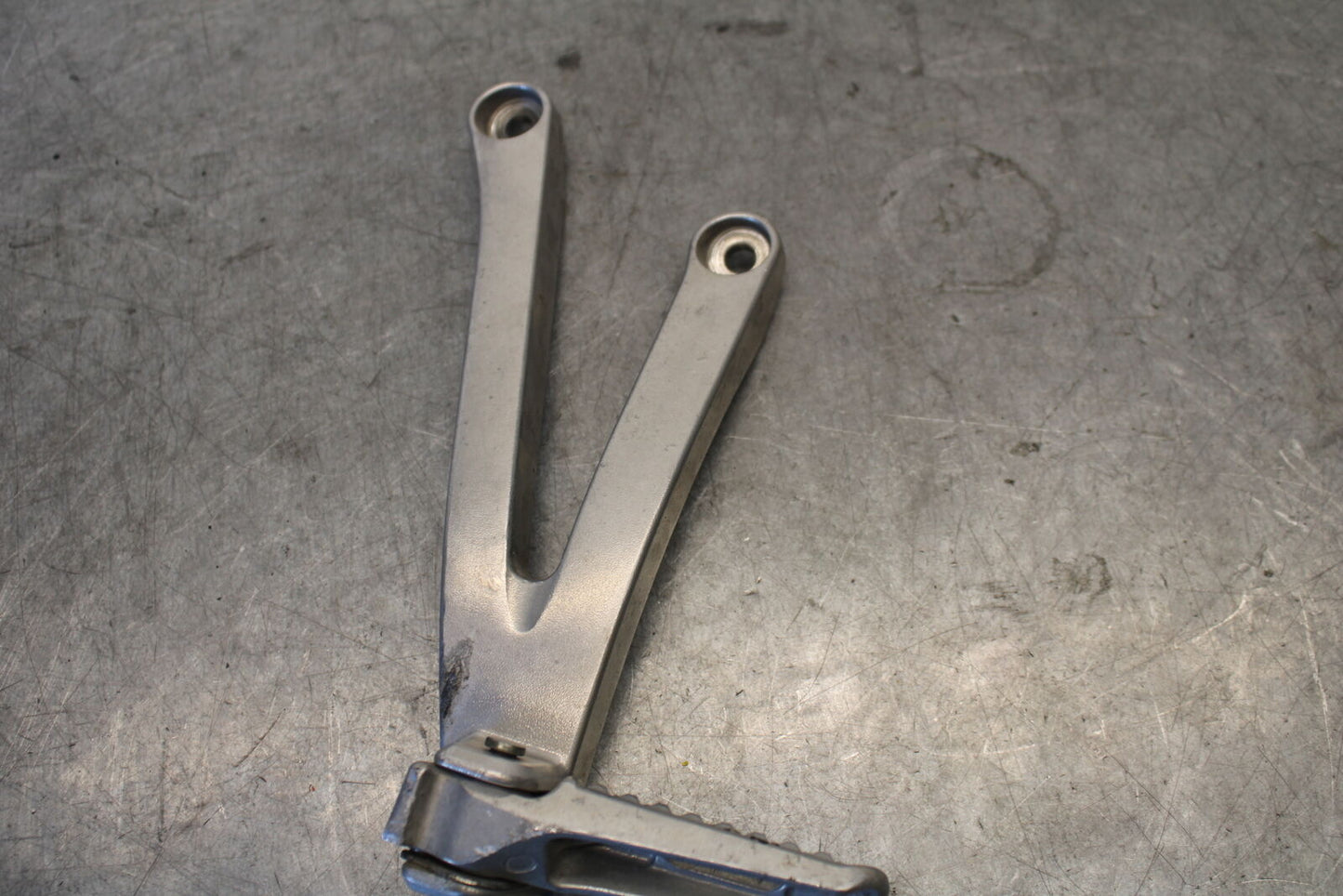 07-12 HONDA CBR600RR REAR BACK PASSENGER PEG SET PAIR BB672