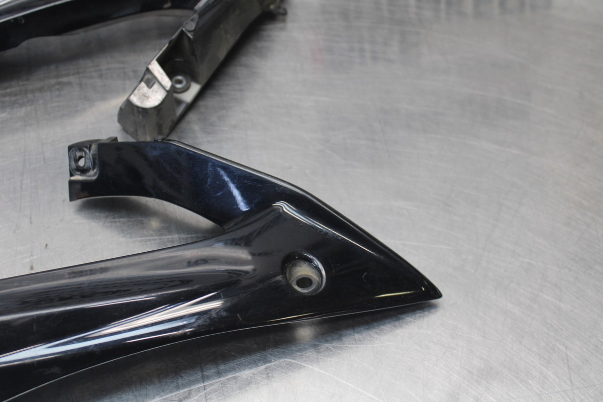 06-07 YAMAHA YZF R6 RIGHT FRONT UPPER SIDE FAIRING COWL PLASTIC SET BB00