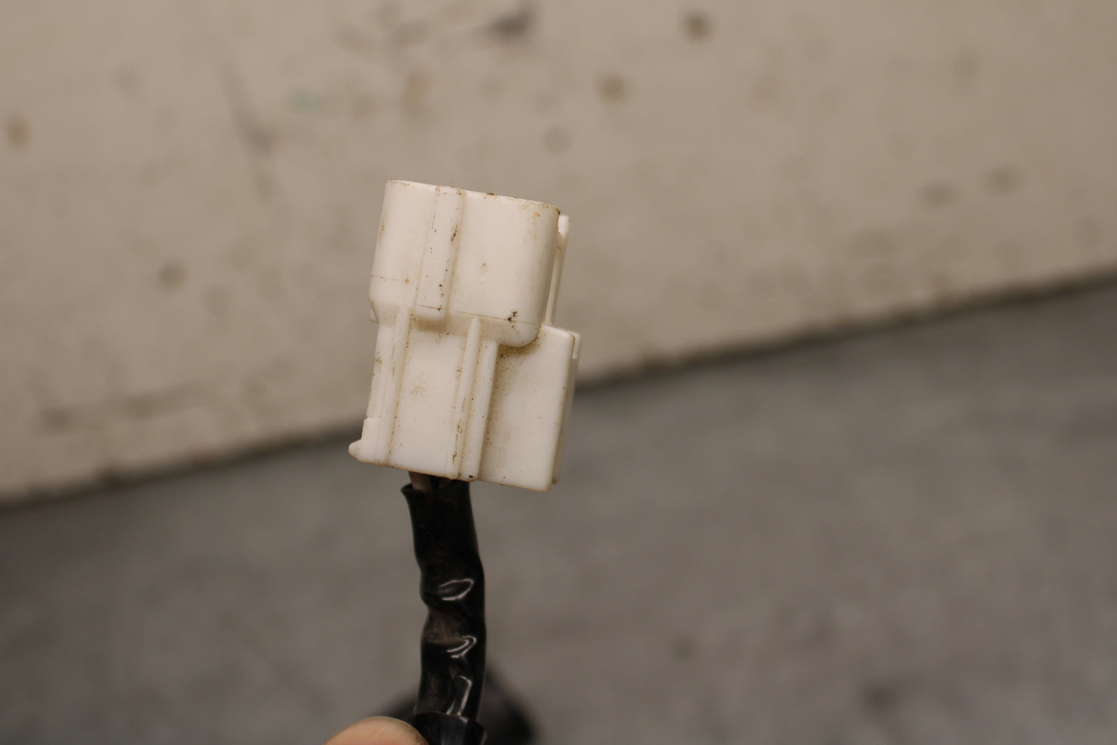 23 KAWASAKI NINJA ZX6R 636 IGNITION LOCK NO KEY BB609