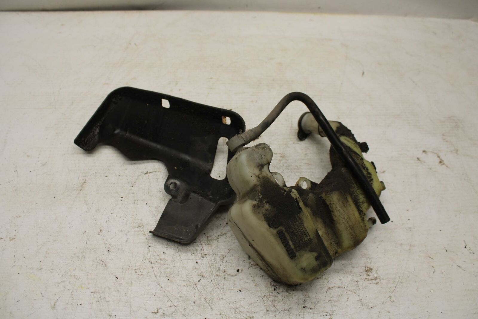07-16 TRIUMPH STREET TRIPLE COOLANT WATER TANK RESERVOIR BOTTLE BB361