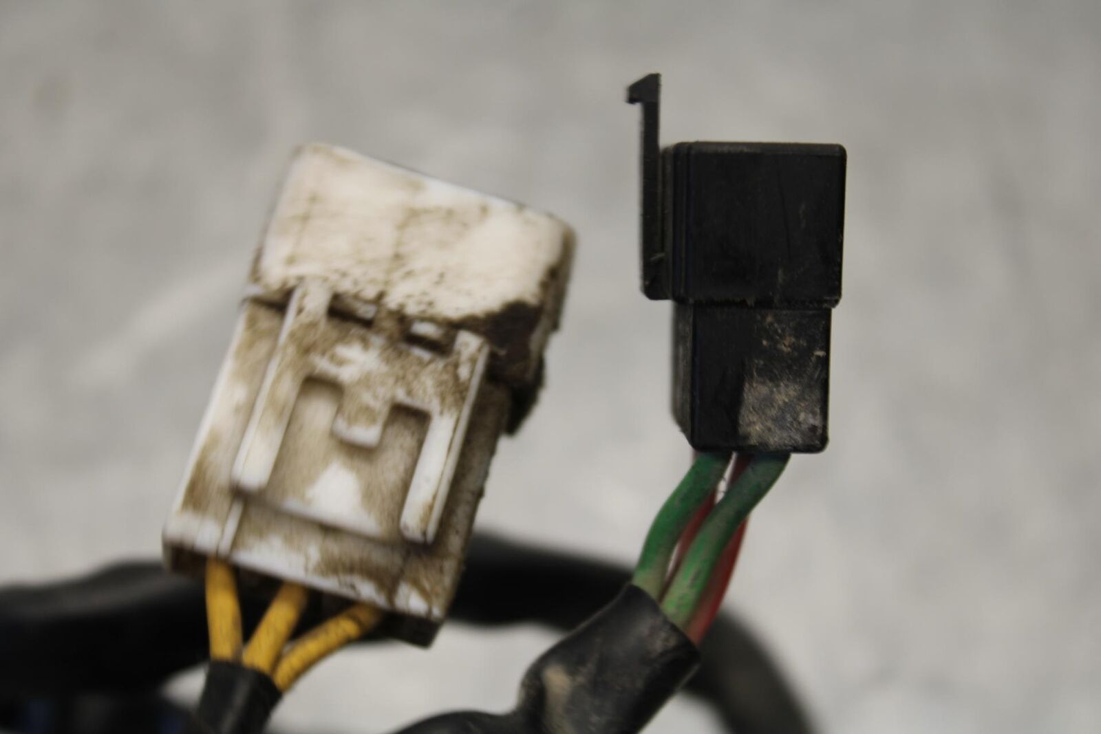 2006 Honda CBR600F4i RECTIFIER VOLTAGE REGULATOR 31600-MBW-G90 BB567