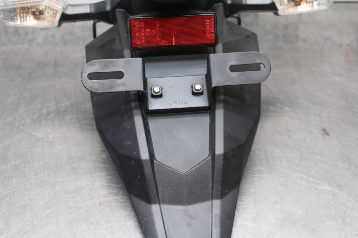12 KAWASAKI NINJA 650 EX650E REAR BACK FENDER MUD GUARD & LIGHTS BB926