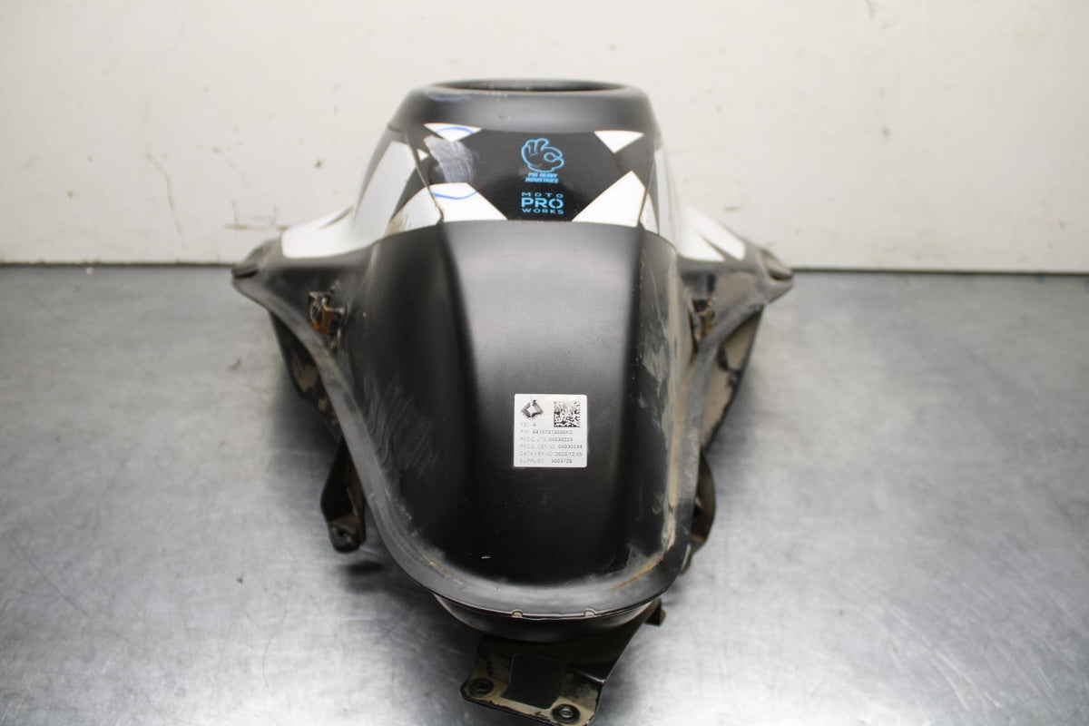 20-24 KTM 890  DUKE R GAS TANK FUEL CELL PETROL RESERVOIR BB627