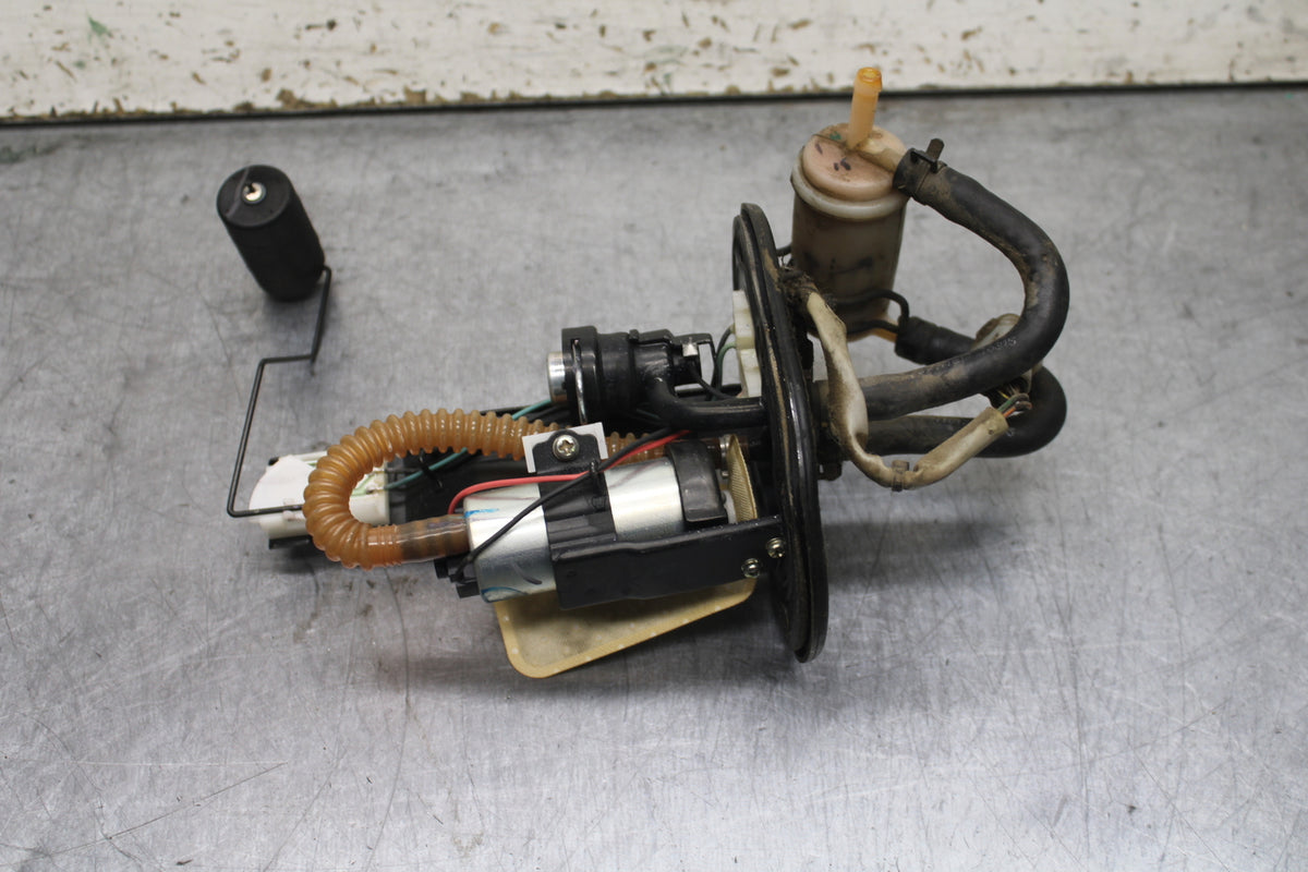 13-16 KTM 390 DUKE FUEL PUMP GAS PETROL SENDER UNIT BB748