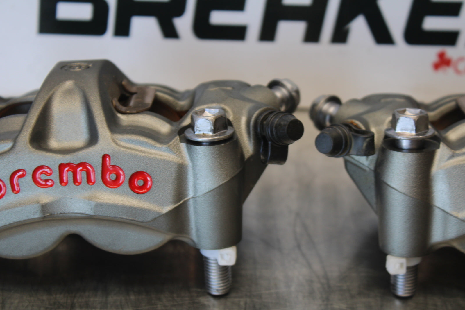 23-24 KAWASAKI NINJA ZX14R NEW!! RIGHT LEFT FRONT BRAKE CALIPER SET PAIR BB169