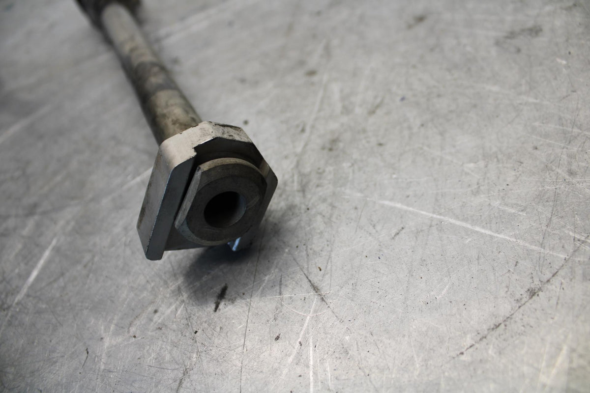 2006 Triumph Daytona 675 Triple REAR AXLE BACK WHEEL RIM PIVOT BOLT AXEL BB434