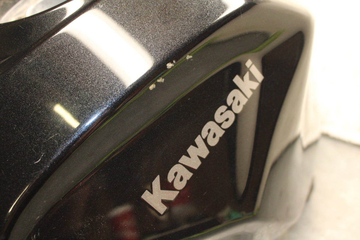 19-22 KAWASAKI Z400 GAS TANK FUEL CELL PETROL RESERVOIR BB708