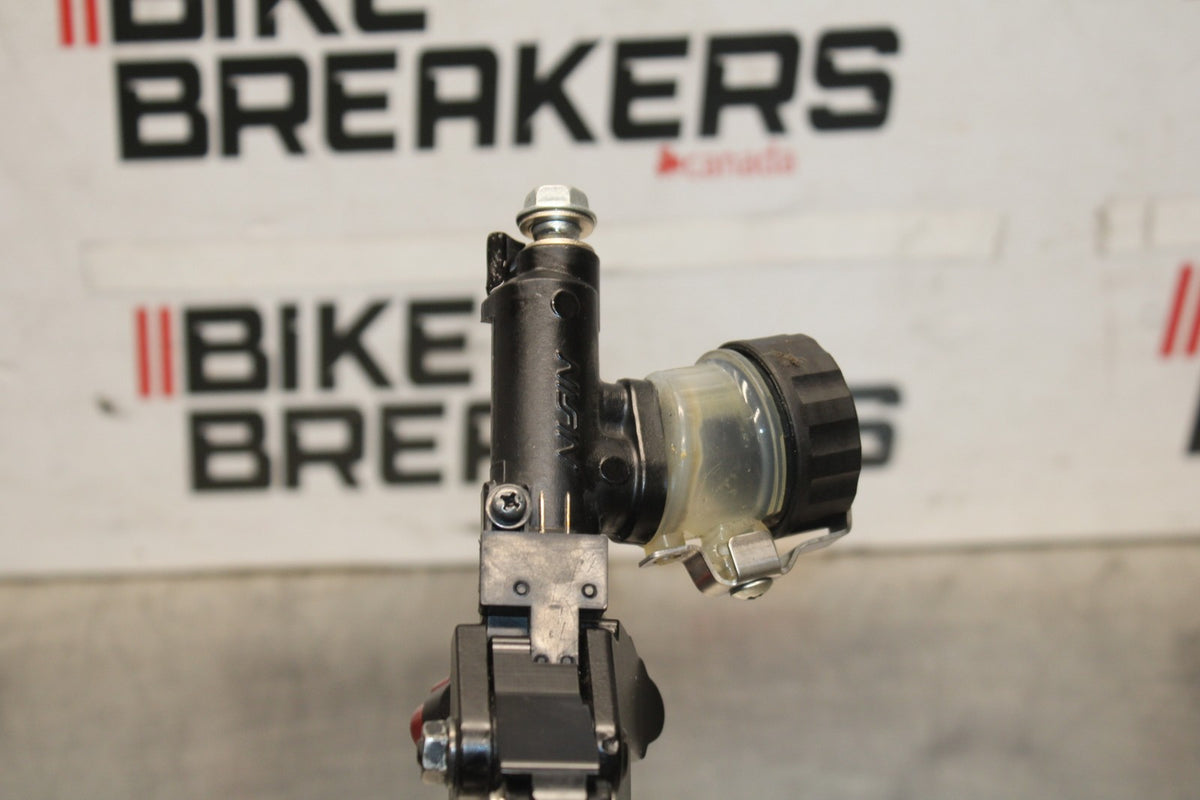 07-08 SUZUKI GSXR1000 HYDRAULIC CLUTCH MASTER CYLINDER w/ LEVER BB944