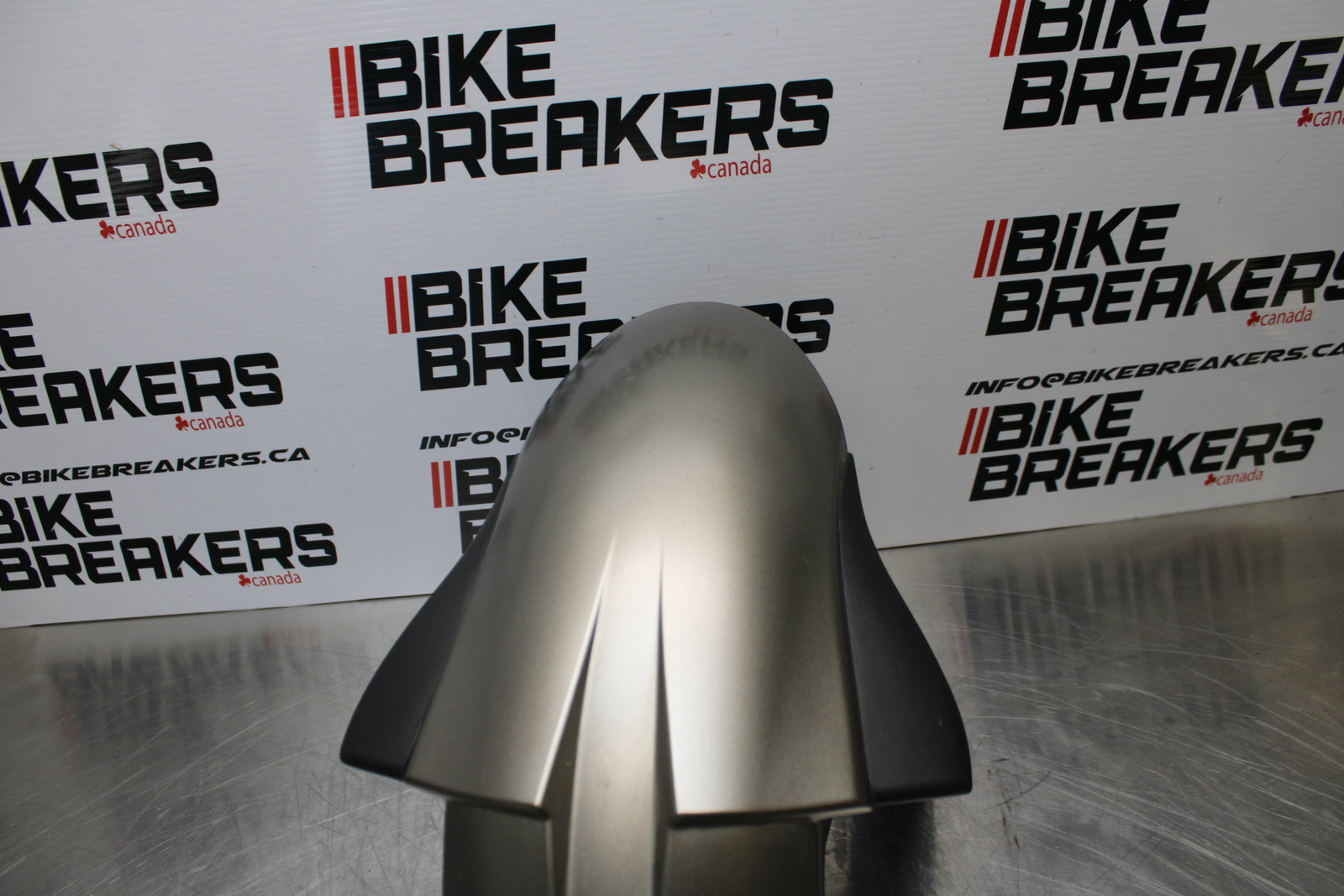 04-05 KAWASAKI NINJA ZX10R FRONT WHEEL FENDER COWL FAIRING BB163