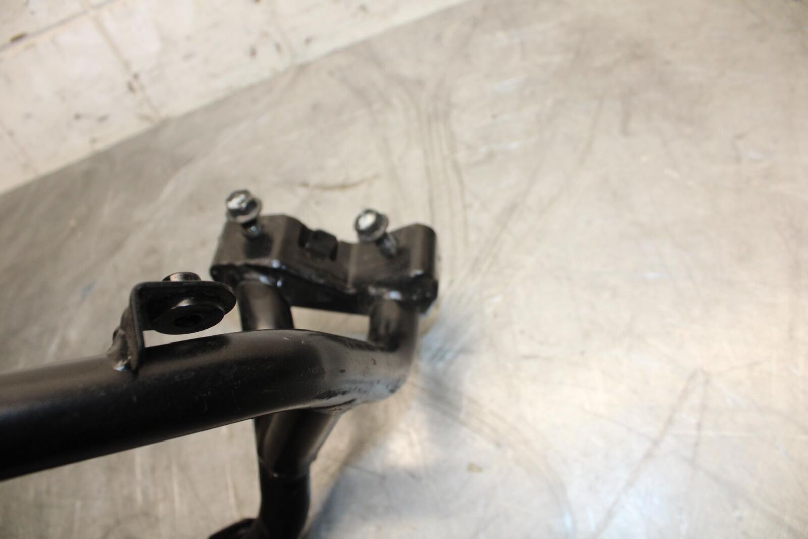 2016 Suzuki Bandit  GSF1250SA UPPER FAIRING MIRROR GAUGES STAY BRACKET  BB509