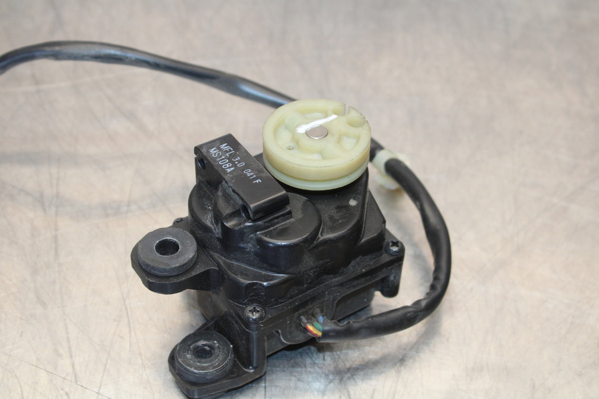 12-16 HONDA CBR1000RR EXHAUST VALVE SERVO MOTOR BB157