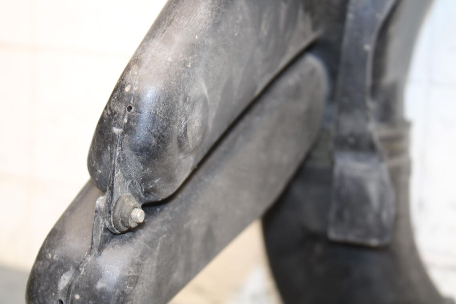 2000 Kawasaki Ninja ZX12R ZX1200A LEFT/ RIGHT RAM AIR INTAKE DUCT SET BB565