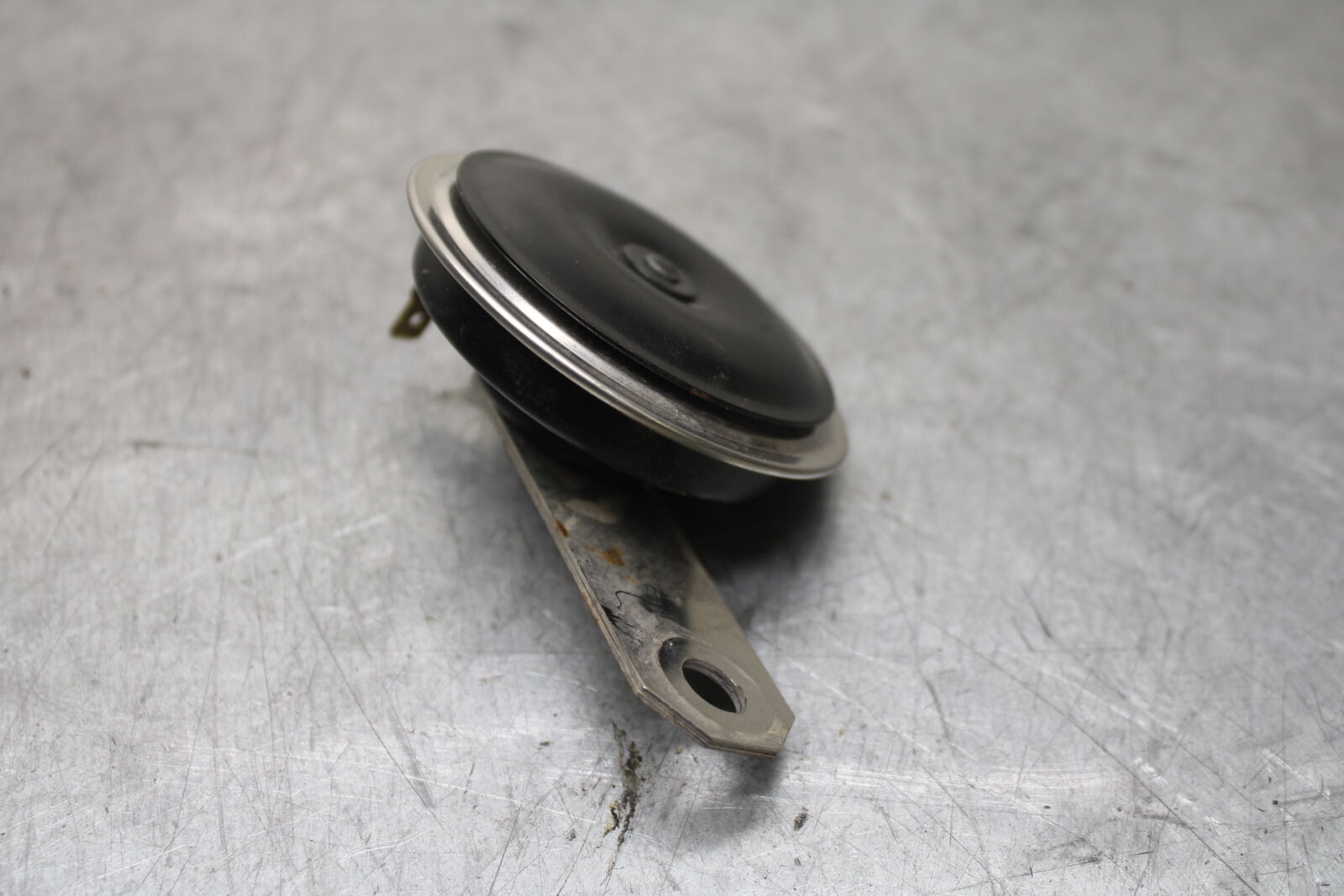 17-24 YAMAHA BOLT XVS950 HORN SIGNAL BB729