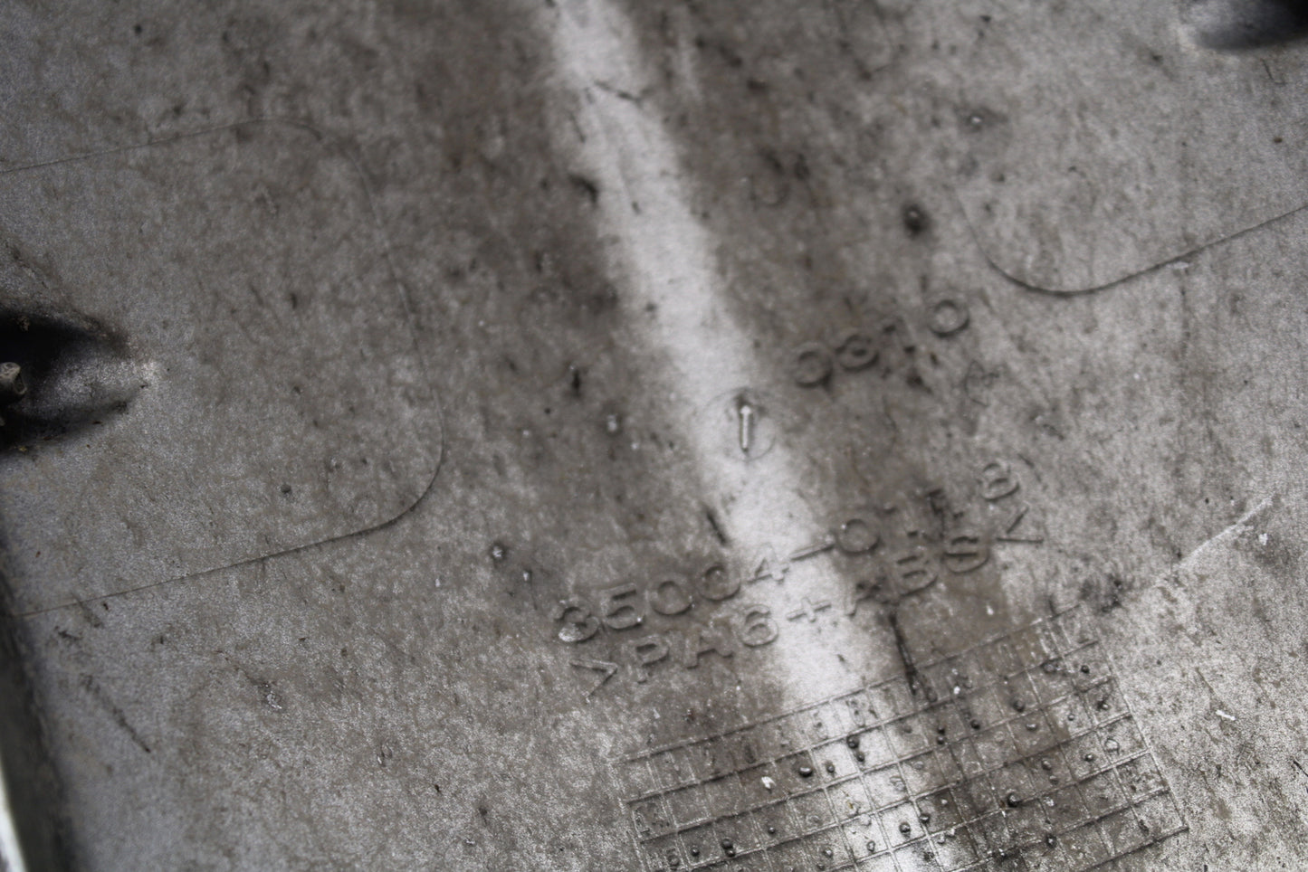 13-18 KAWASAKI NINJA ZX6R FRONT WHEEL FENDER COWL FAIRING 35004-0310-60S BB666