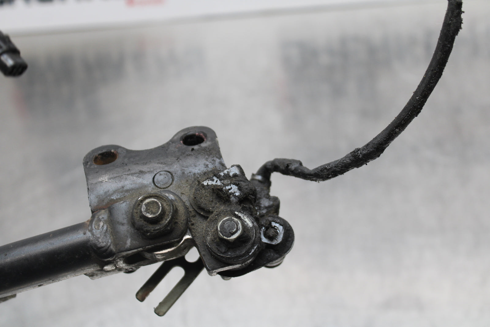 04-05 KAWASAKI NINJA ZX10R KICKSTAND SIDE KICK STAND BB163