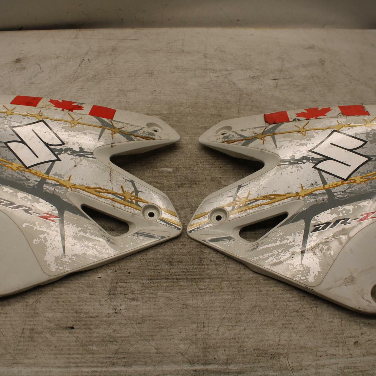 05-21 SUZUKI DRZ400SM RADIATOR SHROUDS COVERS SET BB376