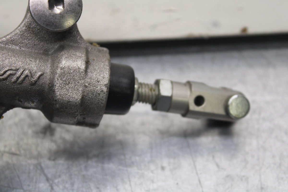 2007 Yamaha YZF R6 REAR BACK BRAKE MASTER CYLINDER BB80