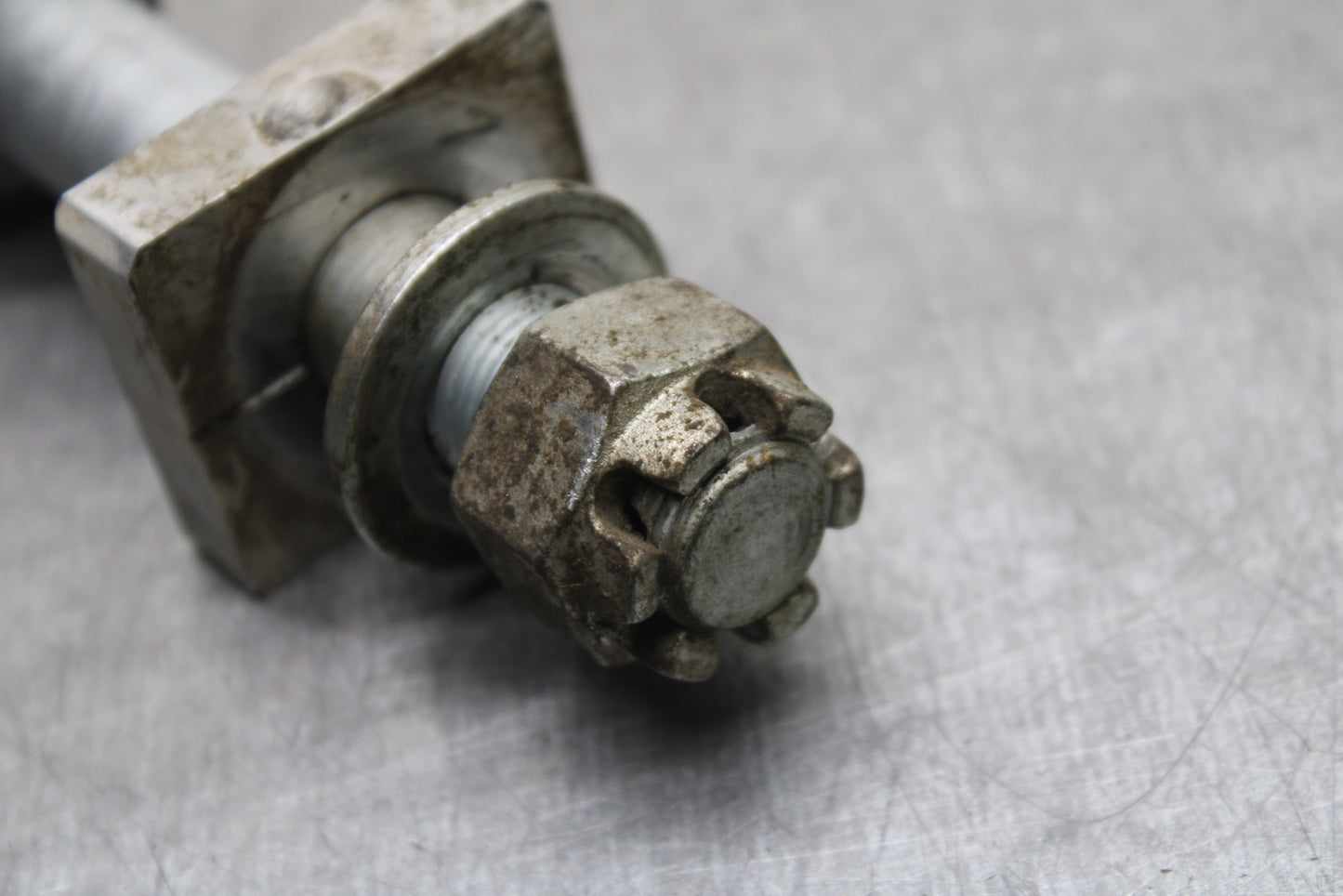 12-17 KAWASAKI NINJA 650 REAR AXLE BACK WHEEL RIM PIVOT BOLT AXEL BB129