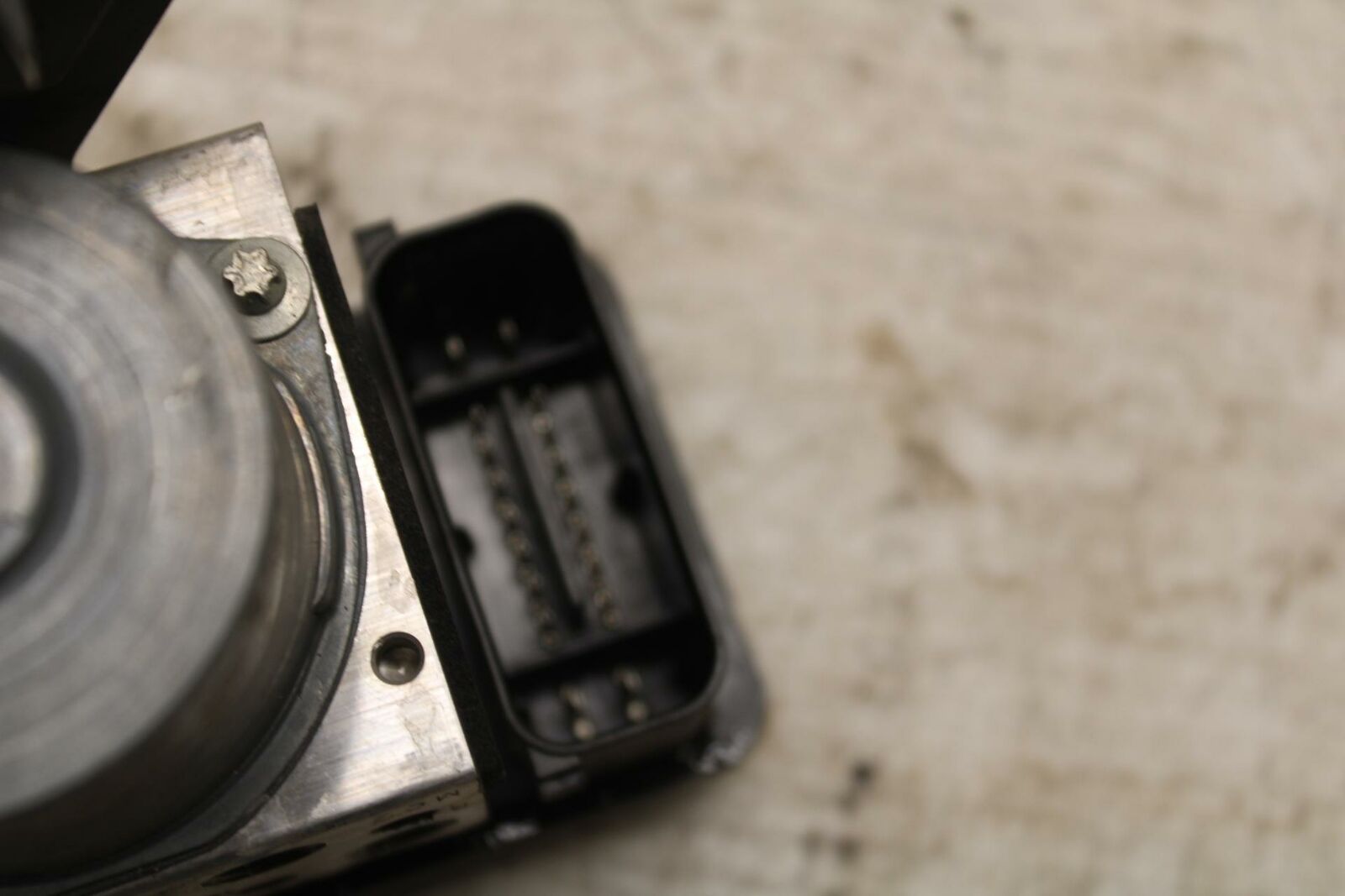 17-20 KAWASAKI NINJA 650 ABS PUMP UNIT MODULE BB364