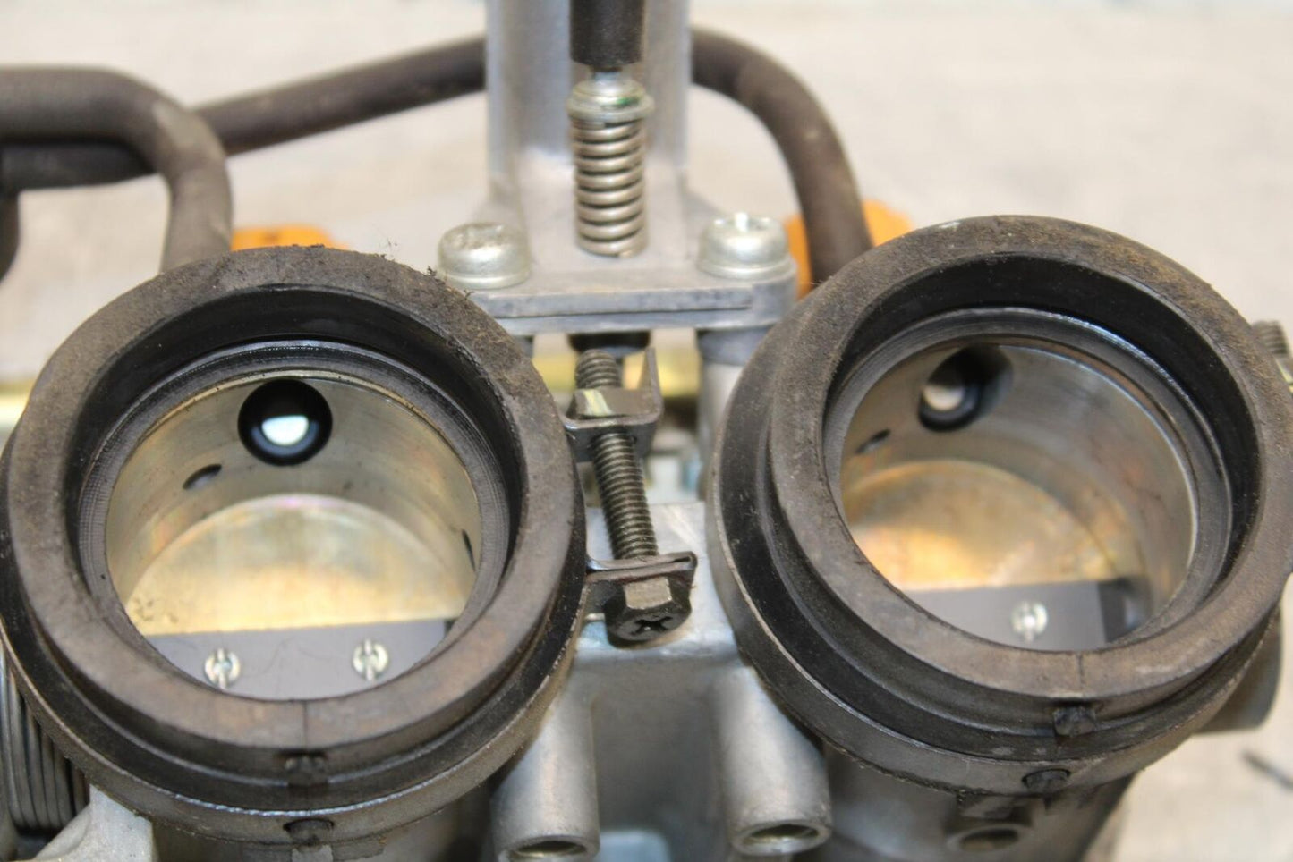 2005 Honda CBR600RR MAIN FUEL INJECTORS / THROTTLE BODIES 16401-MEE-A01 BB564