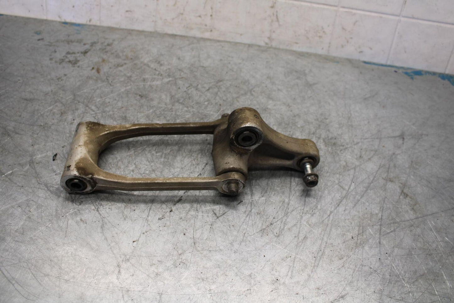 08-10 SUZUKI GSXR600 REAR DOGBONE SHOCK LINKAGE LINK BB430