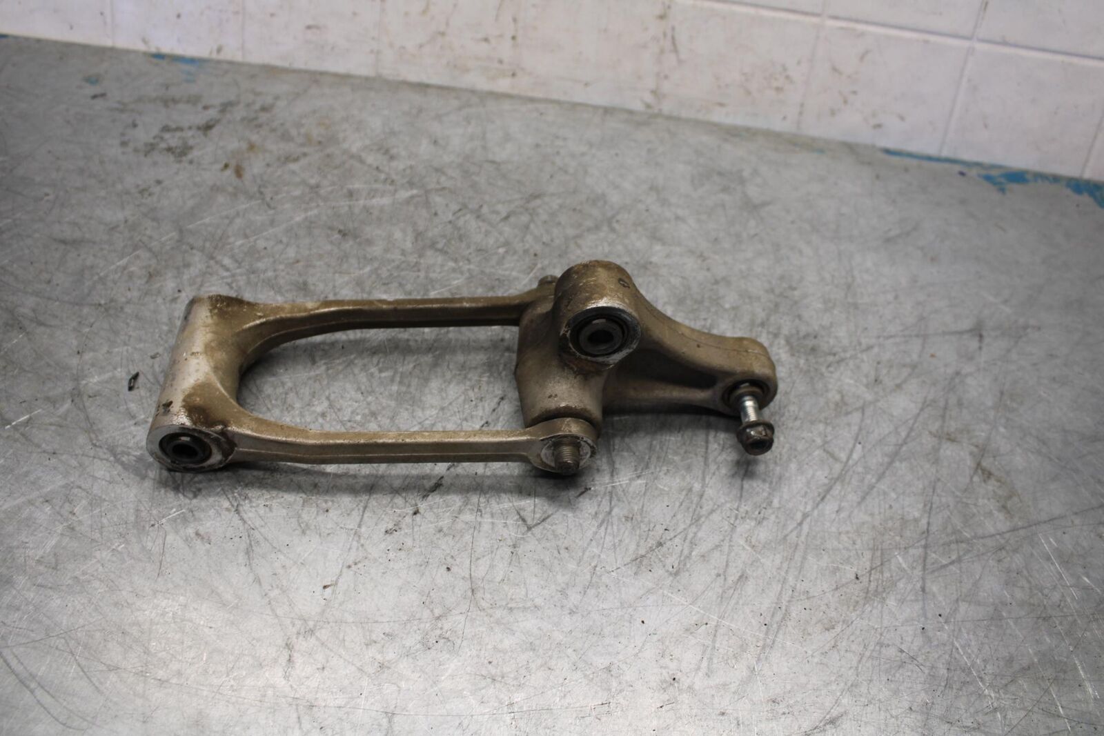 08-10 SUZUKI GSXR600 REAR DOGBONE SHOCK LINKAGE LINK BB430