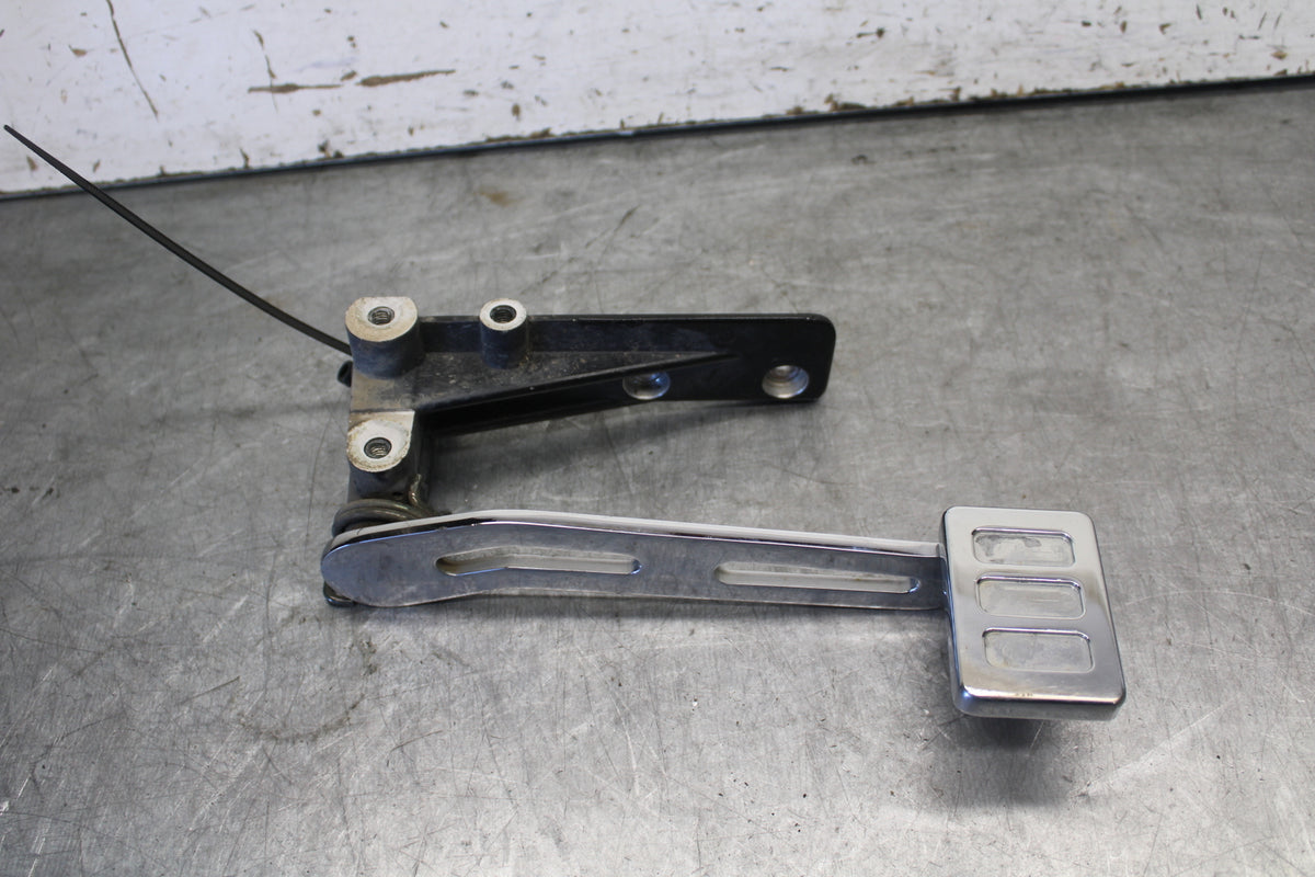 05-06 YAMAHA ROYAL STAR RIGHT REARSET BRAKE FOOT PEDAL BB697