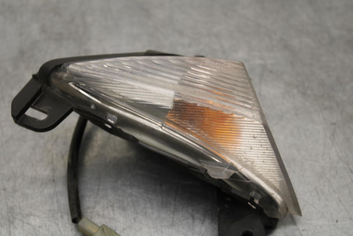 2011 Kawasaki Ninja ZX6R ZX600R LEFT FRONT TURN SIGNAL LIGHT INDICATOR BB587