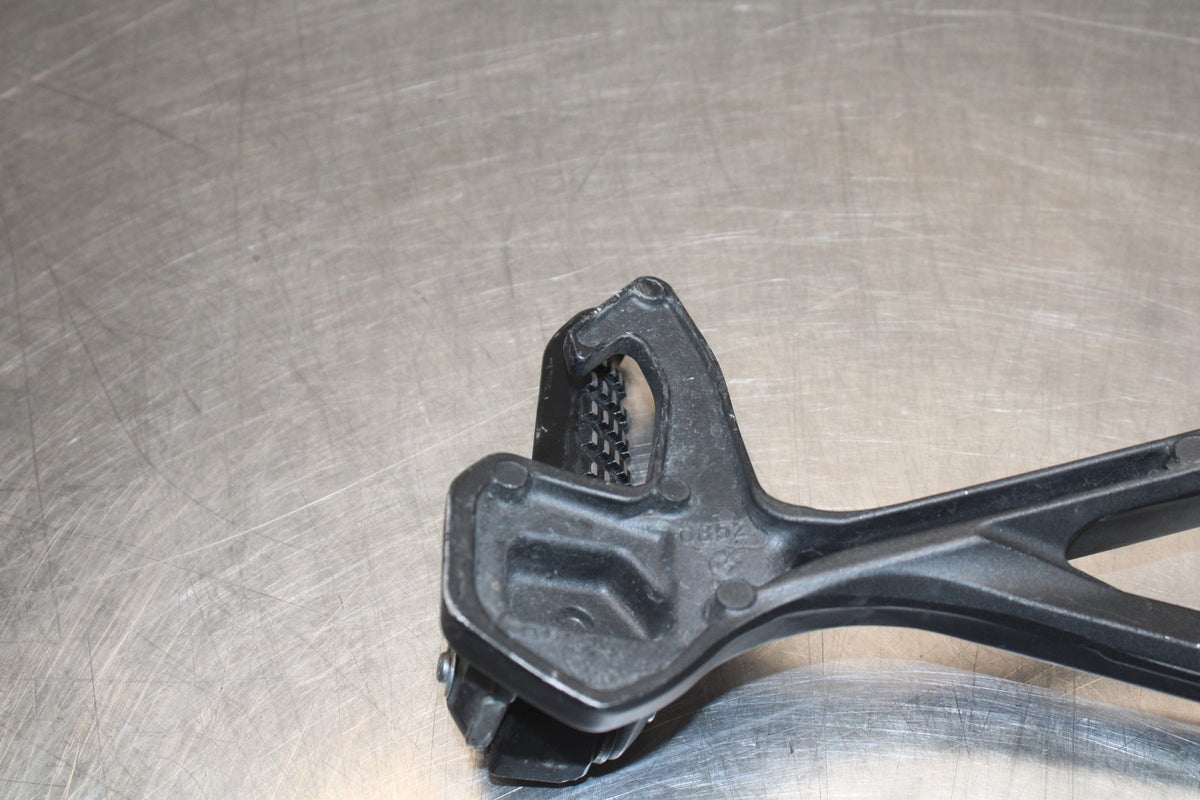 11-15 KAWASAKI NINJA ZX10R LEFT REAR BACK PASSENGER PEG BB840