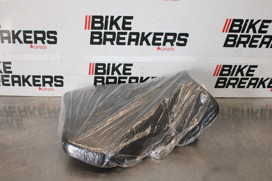 11-26 SUZUKI GSXR750 NEW TAKE OFF! FRONT DRIVERS SEAT PAD SADDLE PILLION BB882