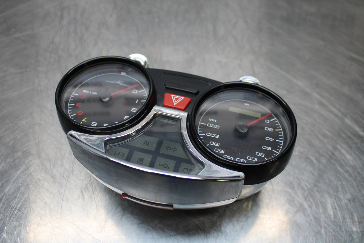 08 MOTO GUZZI BREVA 750 SPEEDO TACH GAUGES DISPLAY CLUSTER SPEEDOMETER BB154