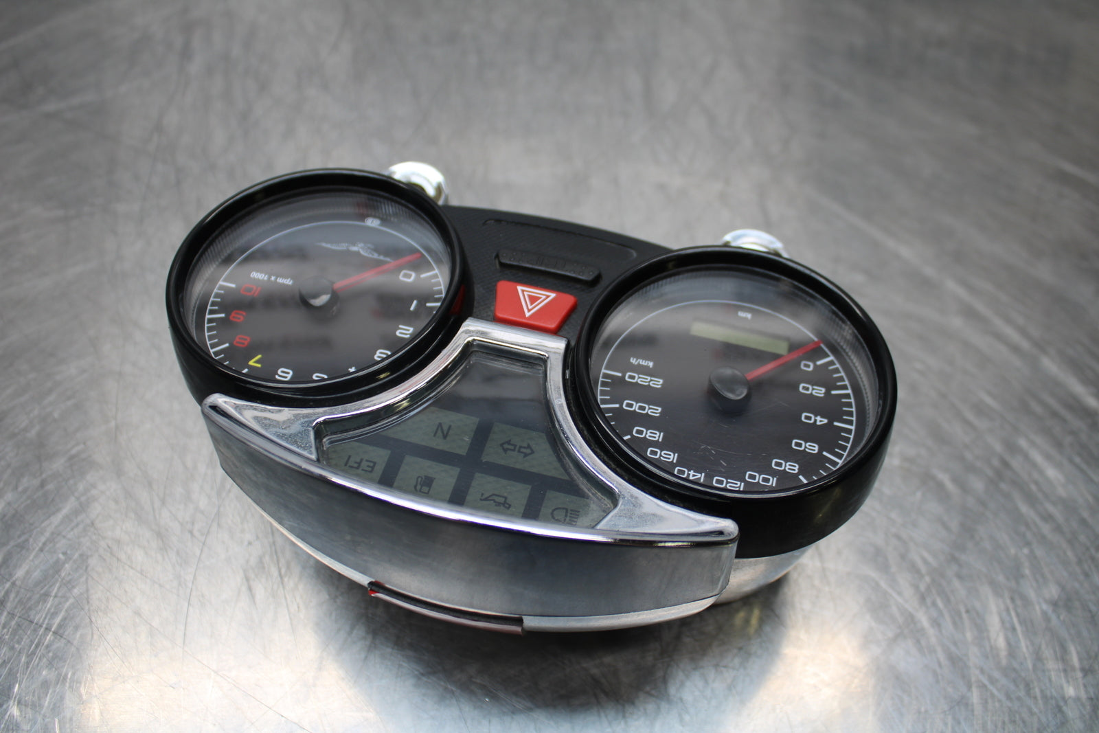 08 MOTO GUZZI BREVA 750 SPEEDO TACH GAUGES DISPLAY CLUSTER SPEEDOMETER BB154