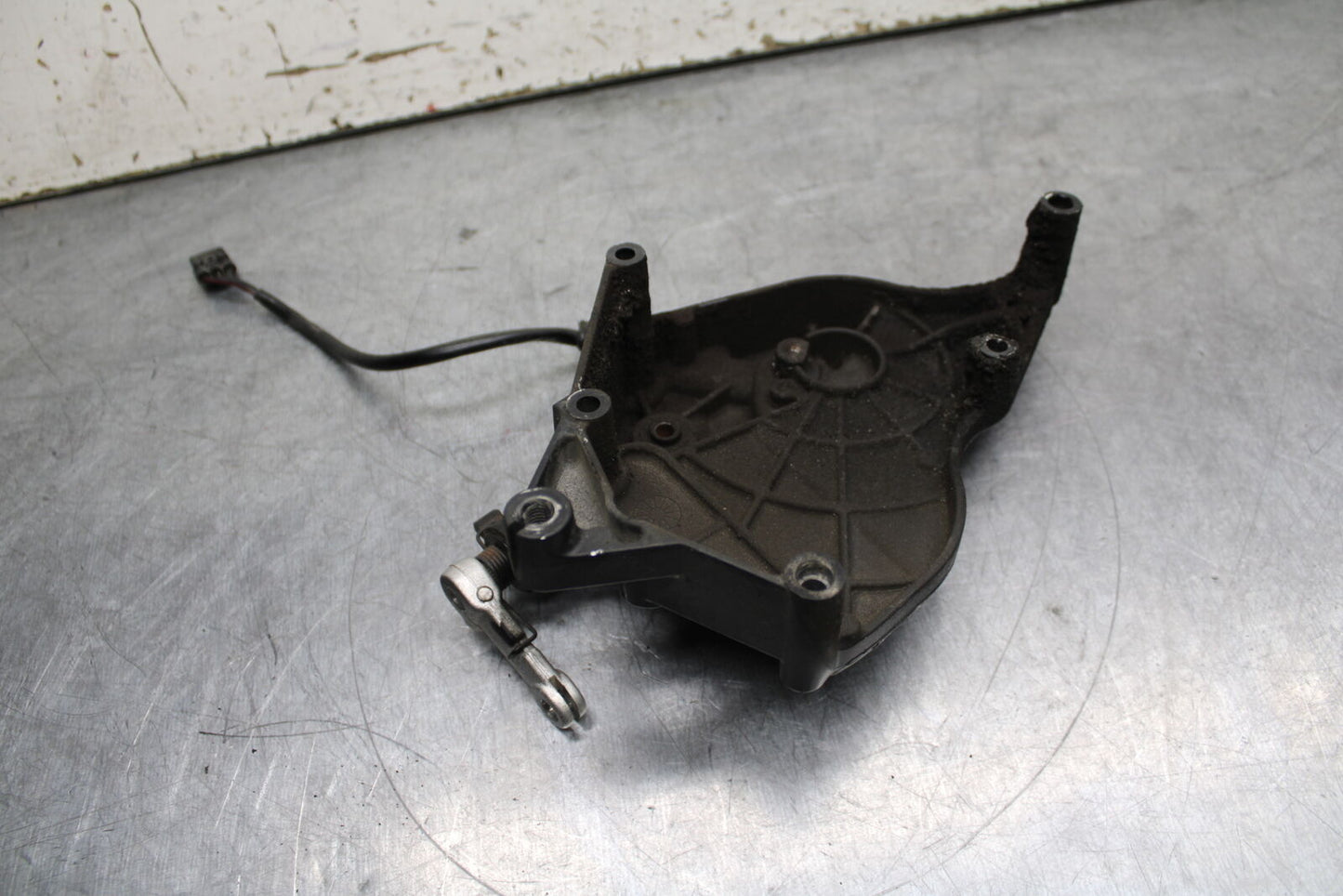 06-07 SUZUKI GSXR 600 ENGINE SPROCKET COVER BB737