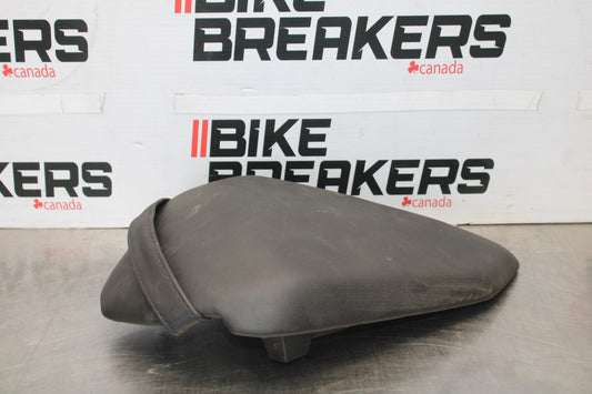 24-25 KAWASAKI NINJA 500 ABS REAR BACK PASSENGER TANDEM SEAT PAD PILLION BB899