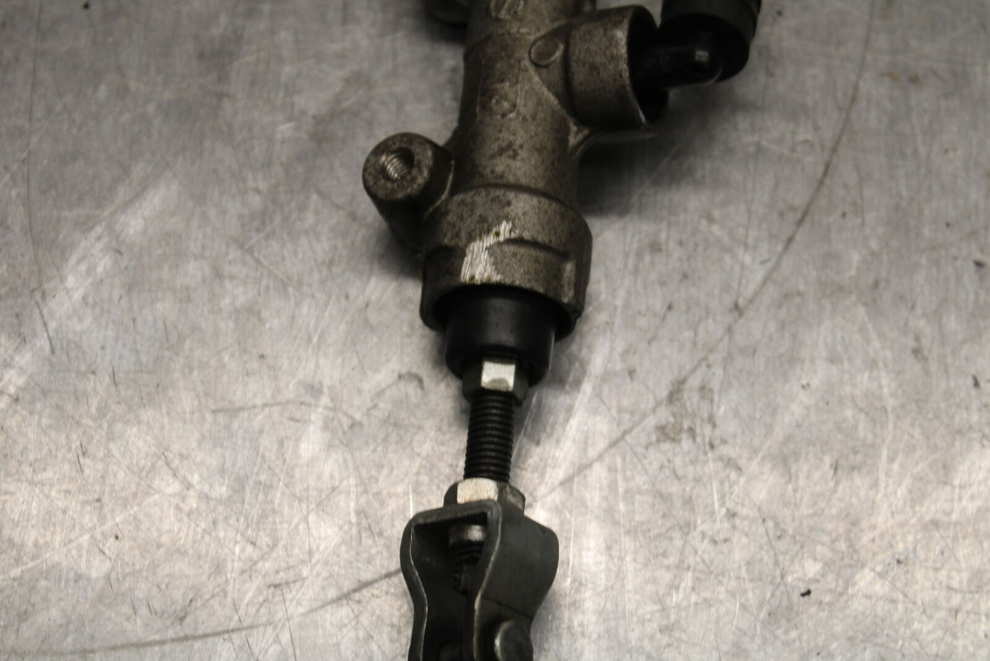 08-10 SUZUKI GSXR 600 REAR BACK BRAKE MASTER CYLINDER W RESERVOIR BB116