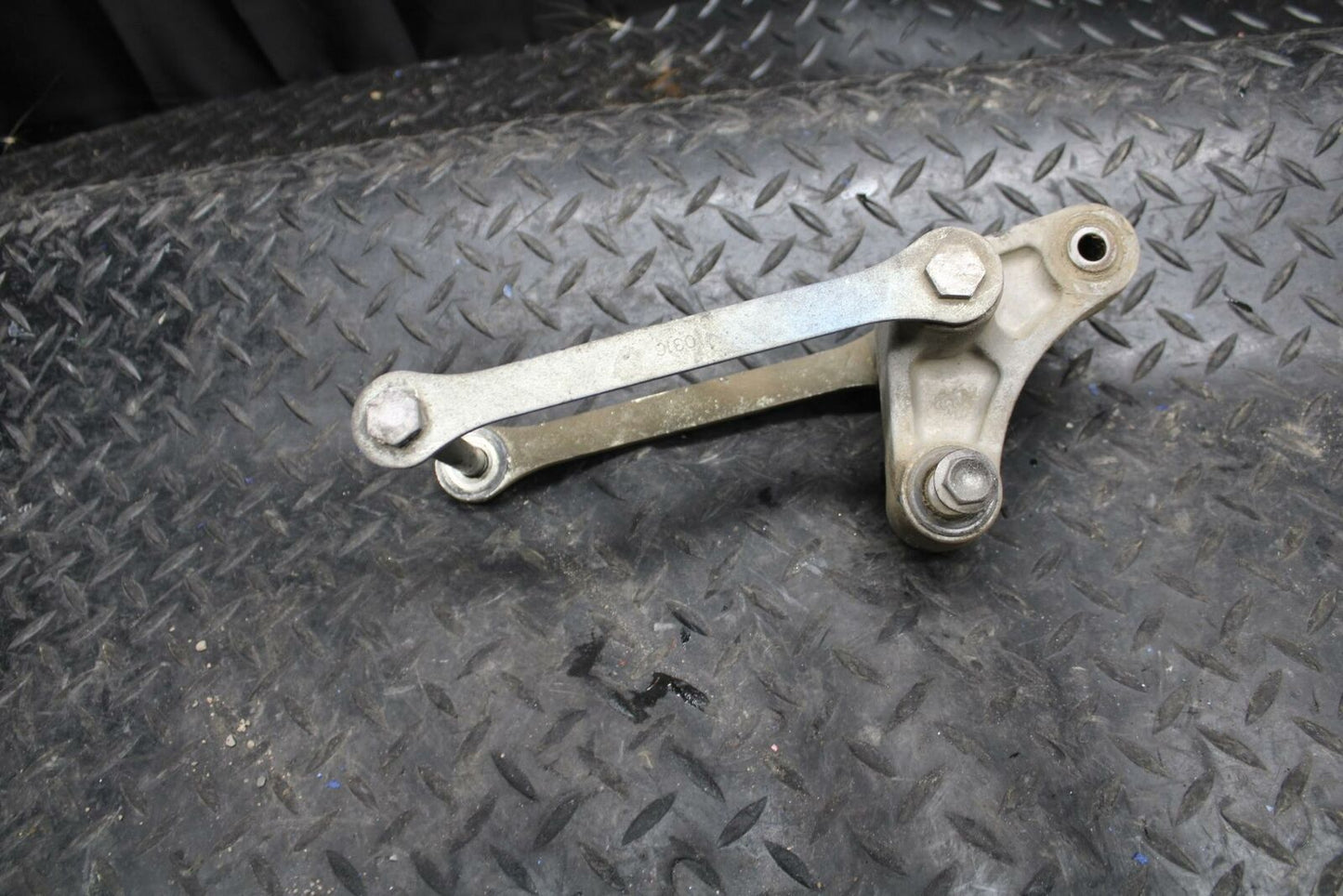 13-18 KAWASAKI NINJA ZX6R REAR DOGBONE SHOCK LINKAGE LINK BB203